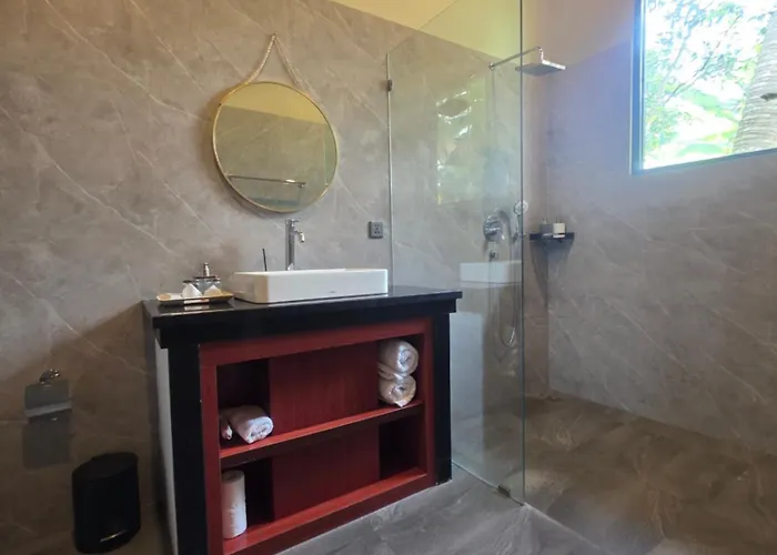 Mayura Bali Hotel 3*